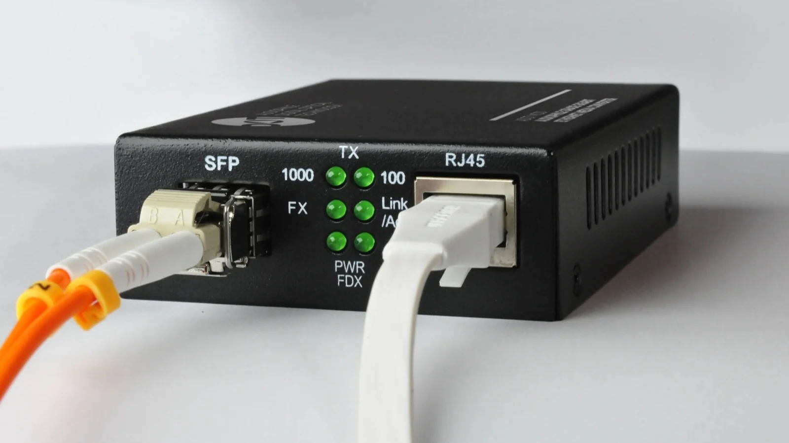 Adot MC02 Dual Complete Fiberkit voor switches zonder SFP - Image 2