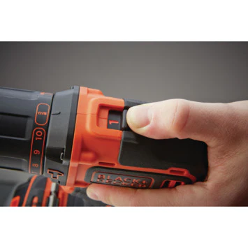 Black&Decker BDCHD18S2KA-QW 18 V Schroefklopboormachine met 2 Accu's, 104 Acc. en Kluskoffer - Image 2