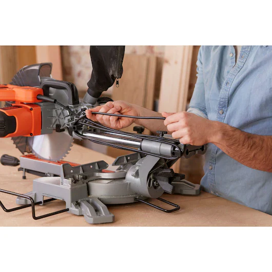 Black&Decker BES710-QS 2100 watt afkort- en verstekzaag, 100% nauwkeurig - Image 9