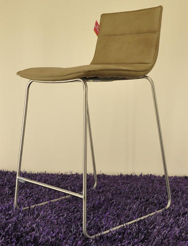 CSW Barkruk model 4 barstoel met horizontale stiknaad