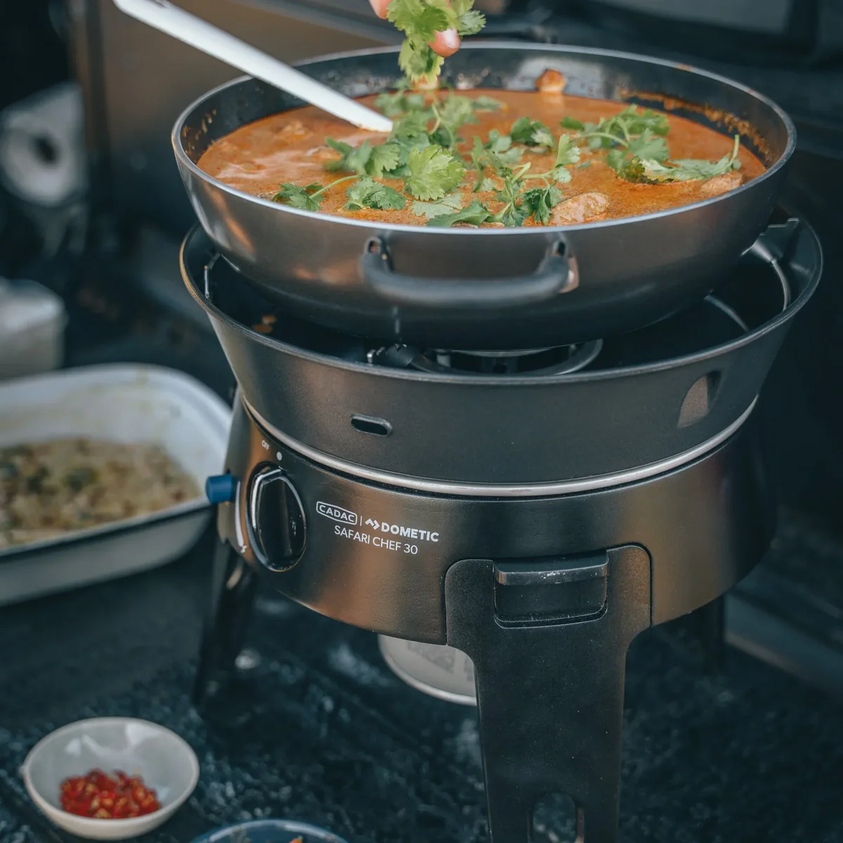 Dometic Safari Chef 30HP Combo - Image 8