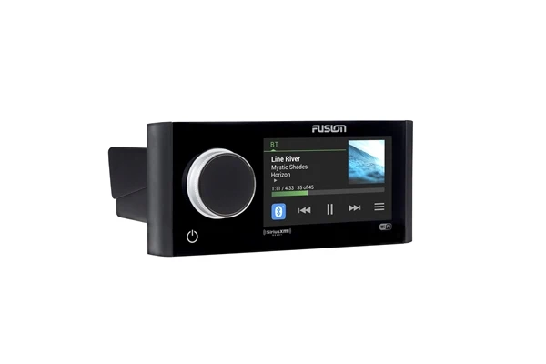 Fusion Apollo MS-RA770 marine radio - Image 3