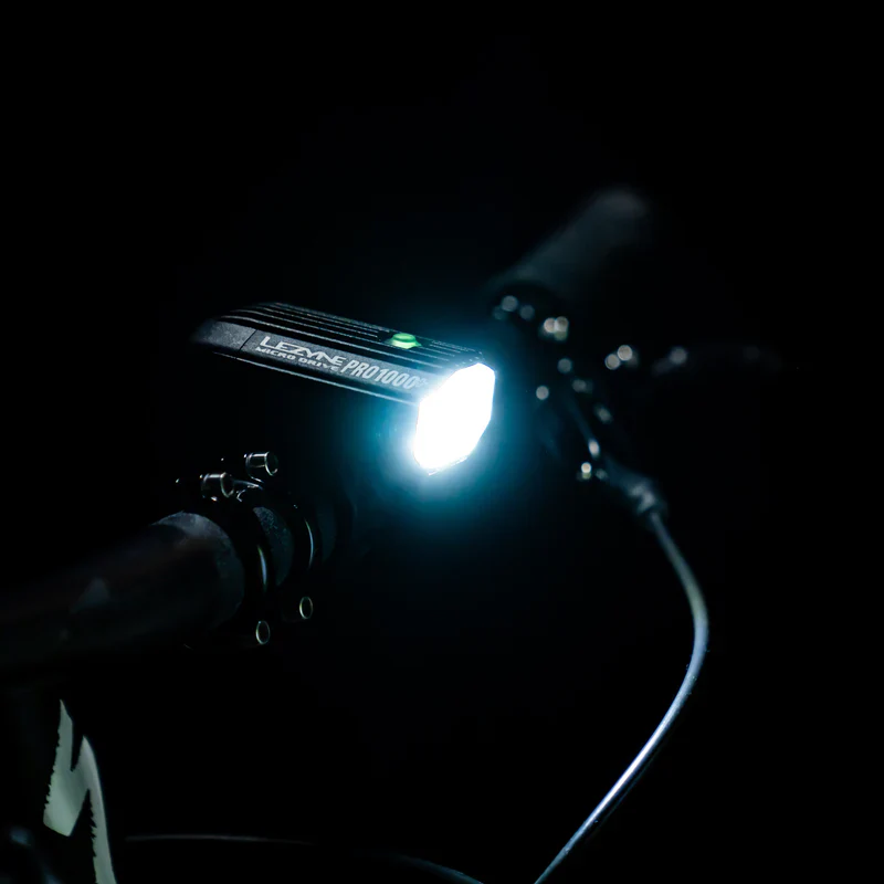 Lezyne Micro Drive Pro 1000+ voorlicht - Image 5