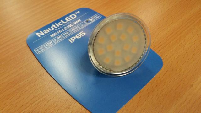 NauticLED Mr16 L210C lichthoek breed 120 graden, 2700K - Image 2
