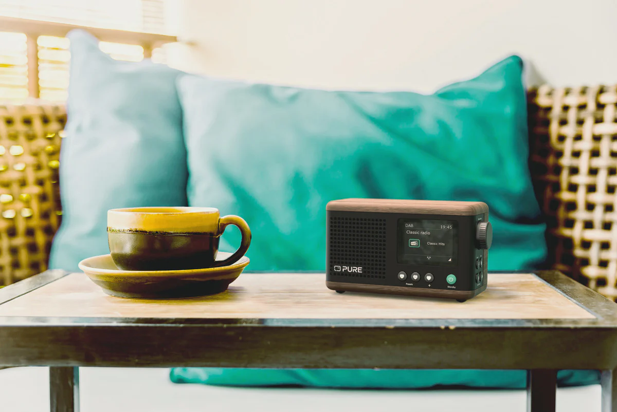 Pure Classic Mini Coffee Zwart/Walnoot, portabel DAB+ radio met Bluetooth - Image 5