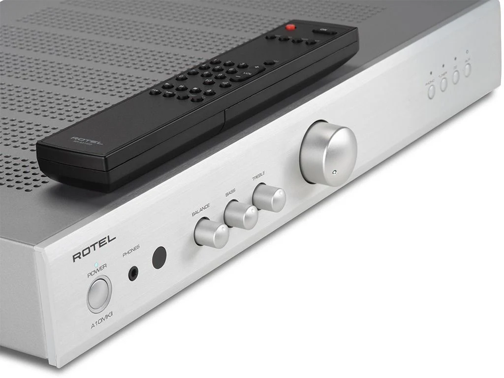 Rotel A10MKII zilver slanke geïntegreerde versterker - Image 3