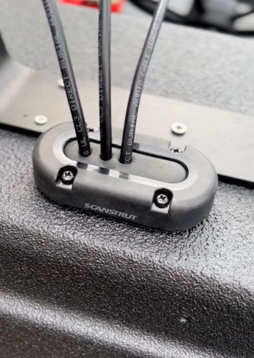 ScanStrut Dekdoorvoer tot 15 mm voor meerdere kabels zwart - Image 6