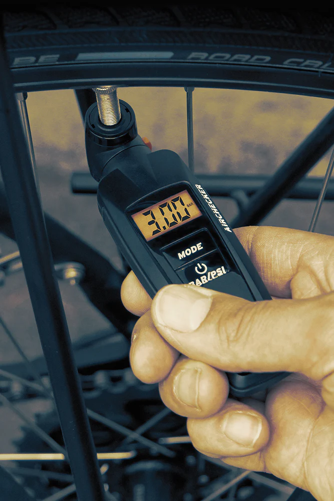 SKS Airchecker 2.0 Bandenspanningsmeter - Zwart - Image 2