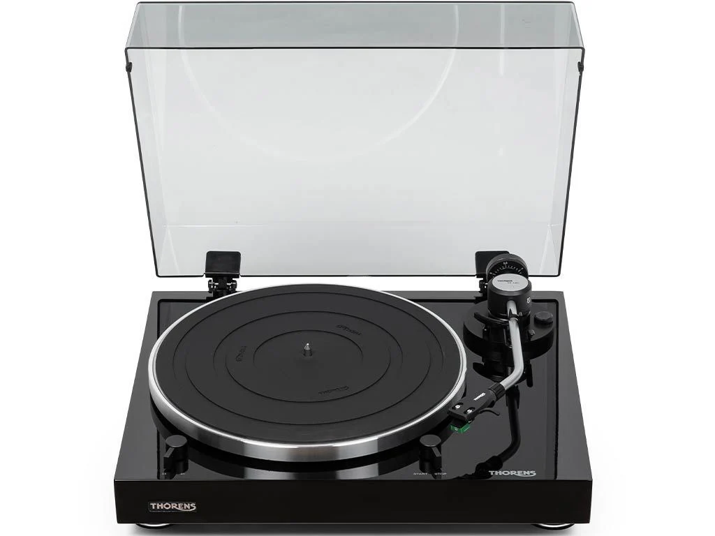 Thorens TD 204 zwart handmatige snaaraangedreven platenspeler