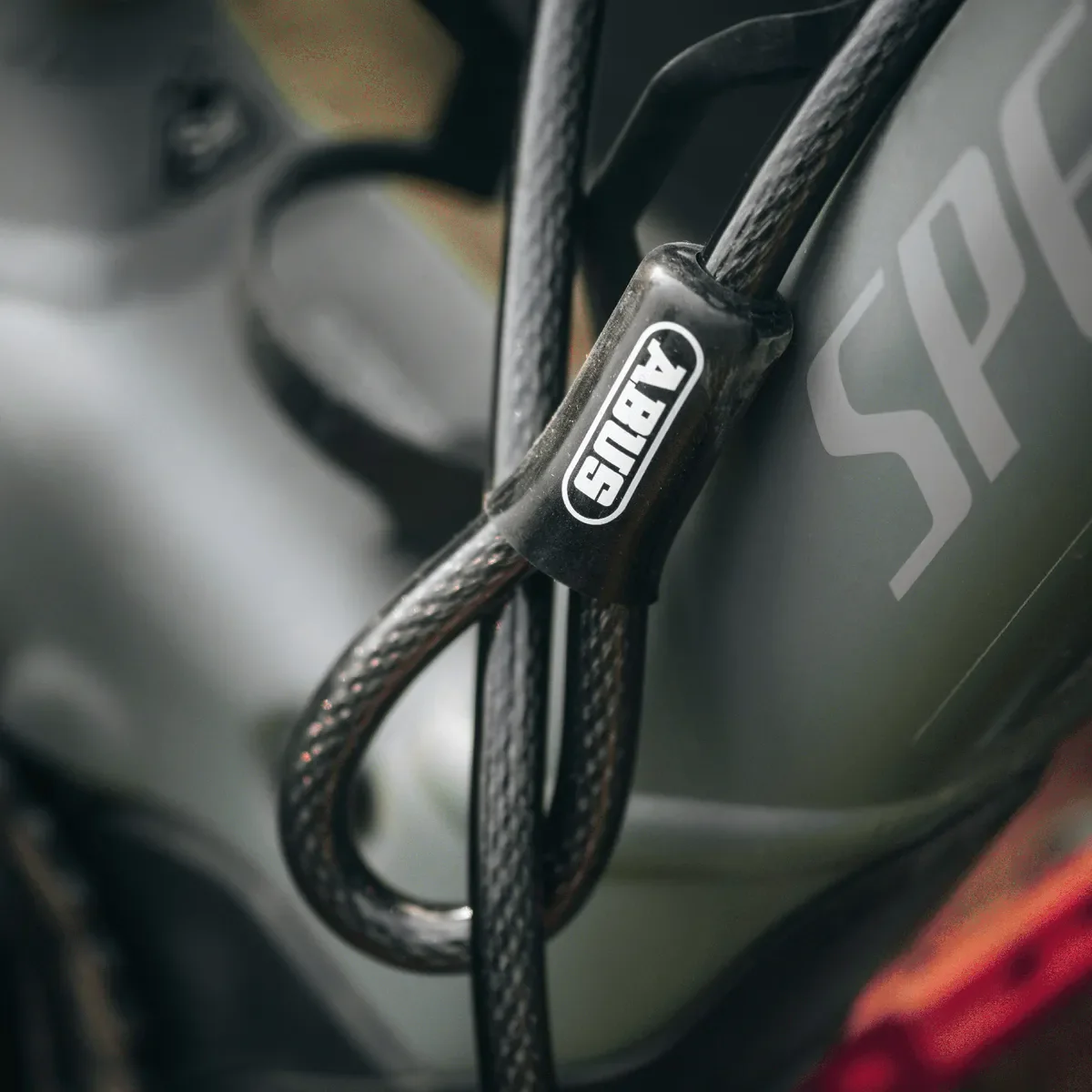 Thule High-Grade Lock fietsendrager fietsslot ABUS zwart - Image 5