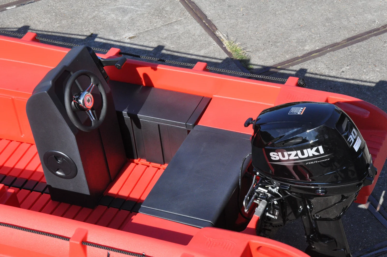 Whaly 435 Suzuki 30 pk consoleboot rood - Image 9